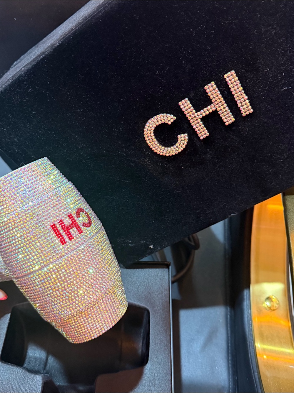 CHI Crystal-Embellished Hair Accessory in Pink